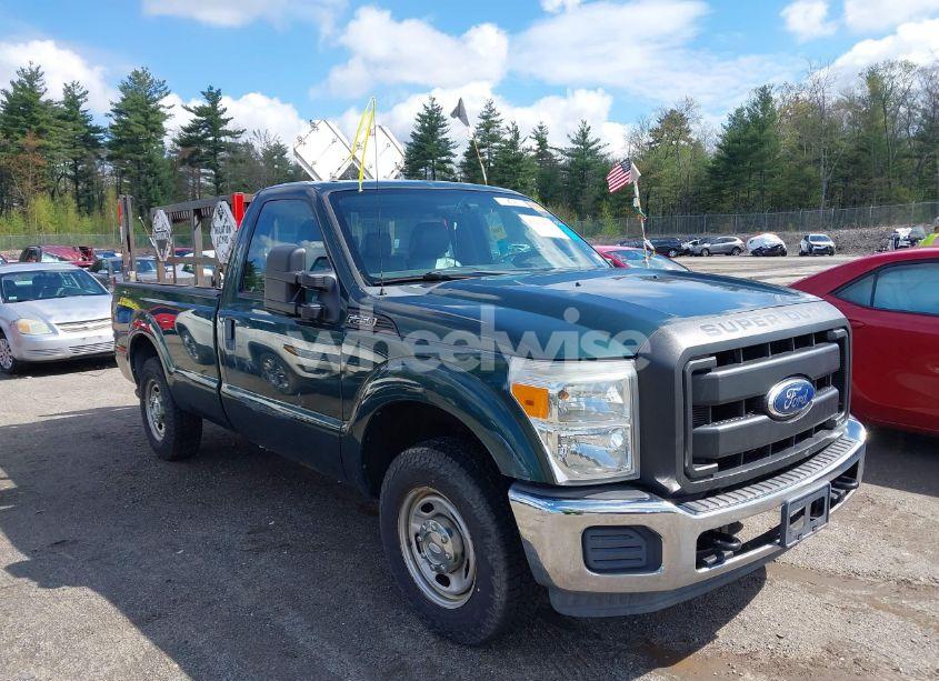 2011 Ford F-250 XL (VIN 1FTBF2A63BEC82033) main photo