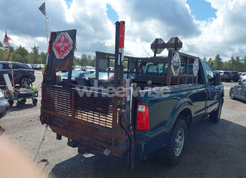 Photo 4 of 2011 Ford F-250 XL (VIN 1FTBF2A63BEC82033)