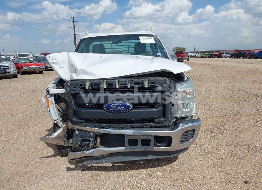 Photo 12 of 2016 Ford F-250 XL (VIN 1FTBF2A64GEC03217)