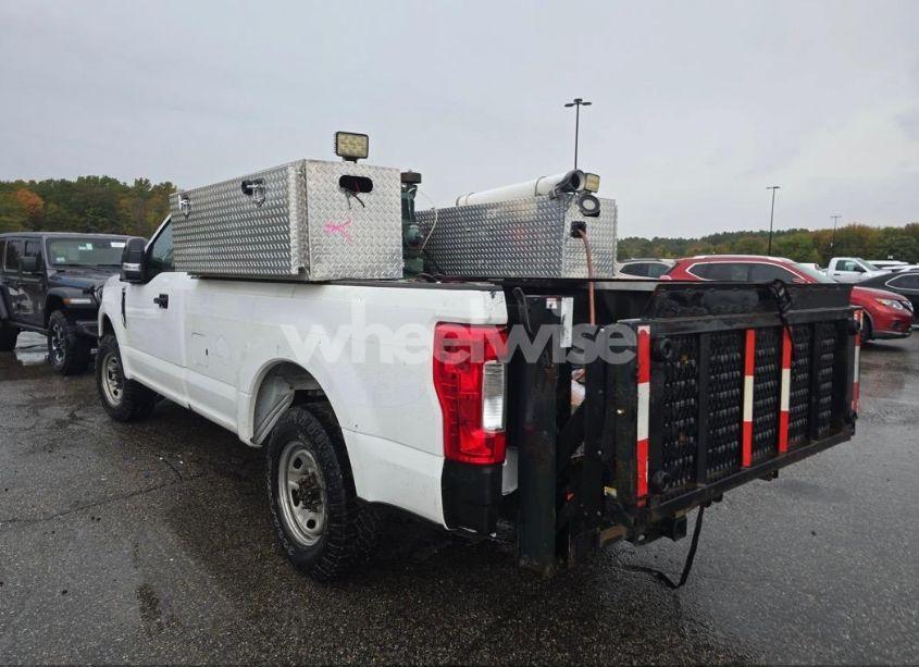 Photo 3 of 2019 Ford F-250 XL (VIN 1FTBF2A67KEG48981)