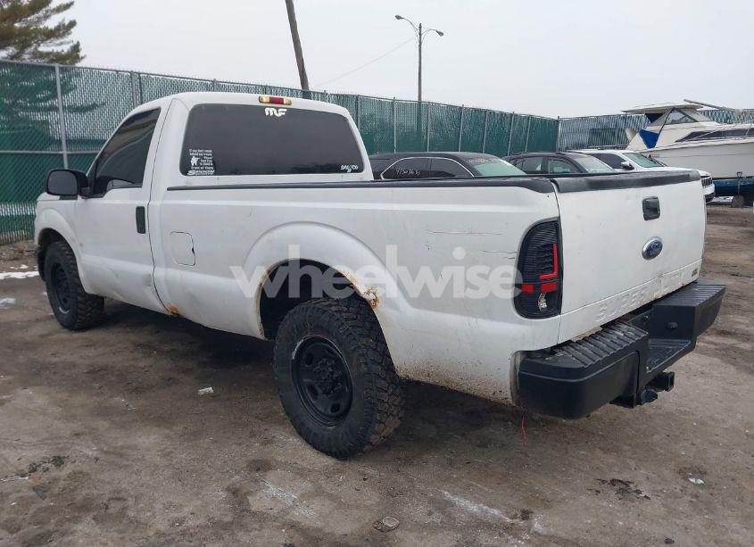 Photo 3 of 2011 Ford F-250 XL (VIN 1FTBF2A68BEA64606)