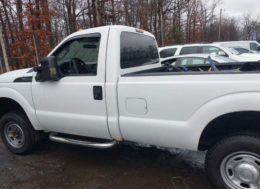 Photo 14 of 2011 Ford F-250 XL (VIN 1FTBF2B60BEB82471)