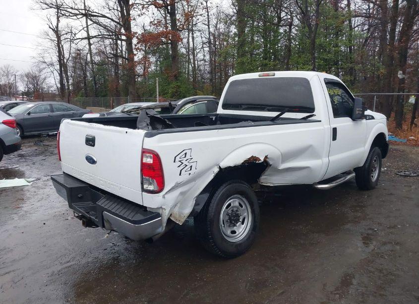 Photo 4 of 2011 Ford F-250 XL (VIN 1FTBF2B60BEB82471)