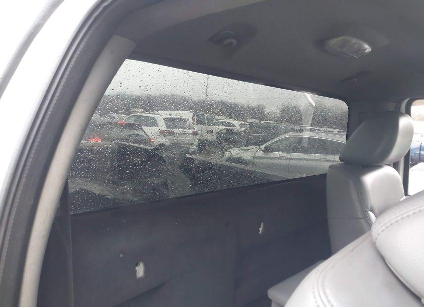 Photo 8 of 2011 Ford F-250 XL (VIN 1FTBF2B60BEB82471)