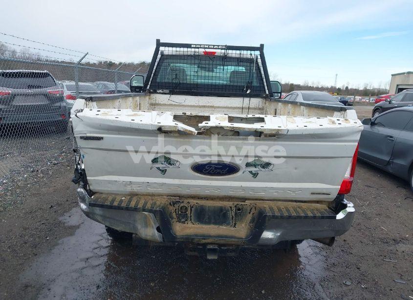 Photo 16 of 2017 Ford F-250 XL (VIN 1FTBF2B60HEC06678)