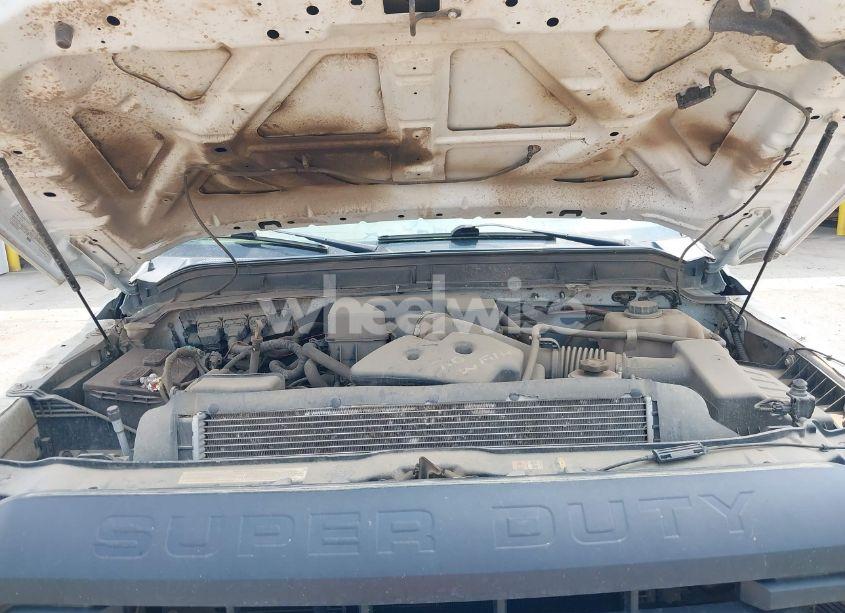 Photo 10 of 2016 Ford F-250 XL (VIN 1FTBF2B61GED15892)