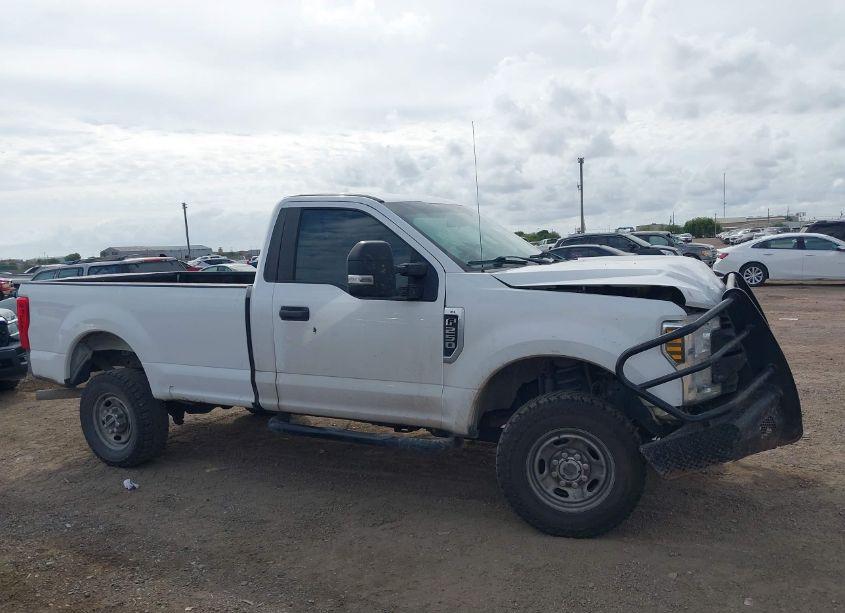 Photo 13 of 2019 Ford F-250 XL (VIN 1FTBF2B62KEG40642)