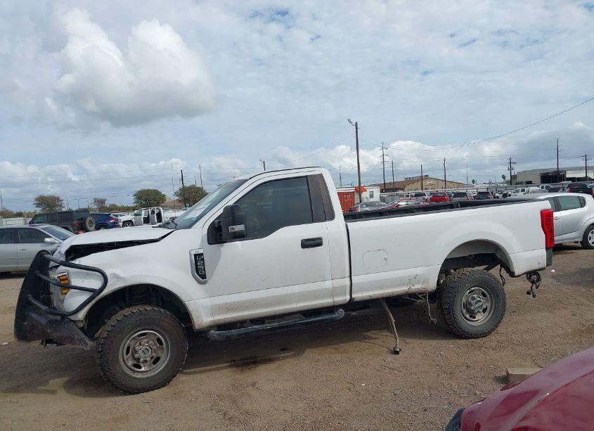 Photo 14 of 2019 Ford F-250 XL (VIN 1FTBF2B62KEG40642)