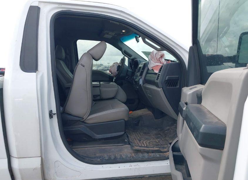 Photo 5 of 2019 Ford F-250 XL (VIN 1FTBF2B62KEG40642)