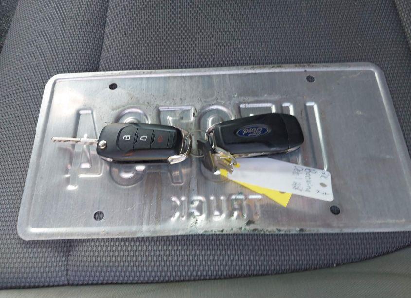 Photo 11 of 2018 Ford F-250 XL (VIN 1FTBF2B63JEB17709)