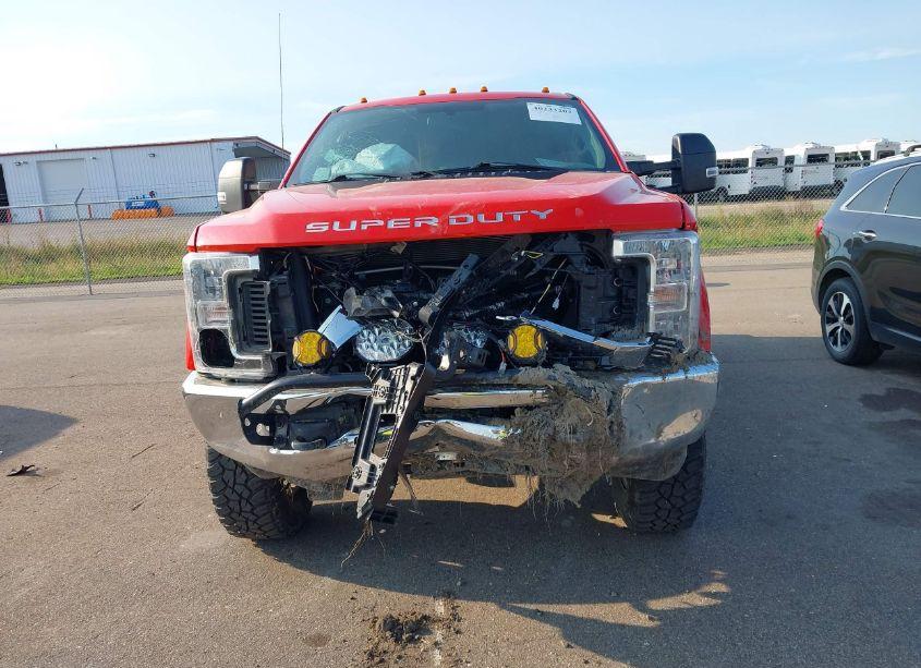 Photo 6 of 2018 Ford F-250 XL (VIN 1FTBF2B63JEB17709)