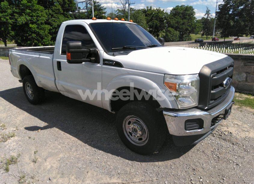 2014 Ford F-250 XL (VIN 1FTBF2B64EEB63961) main photo