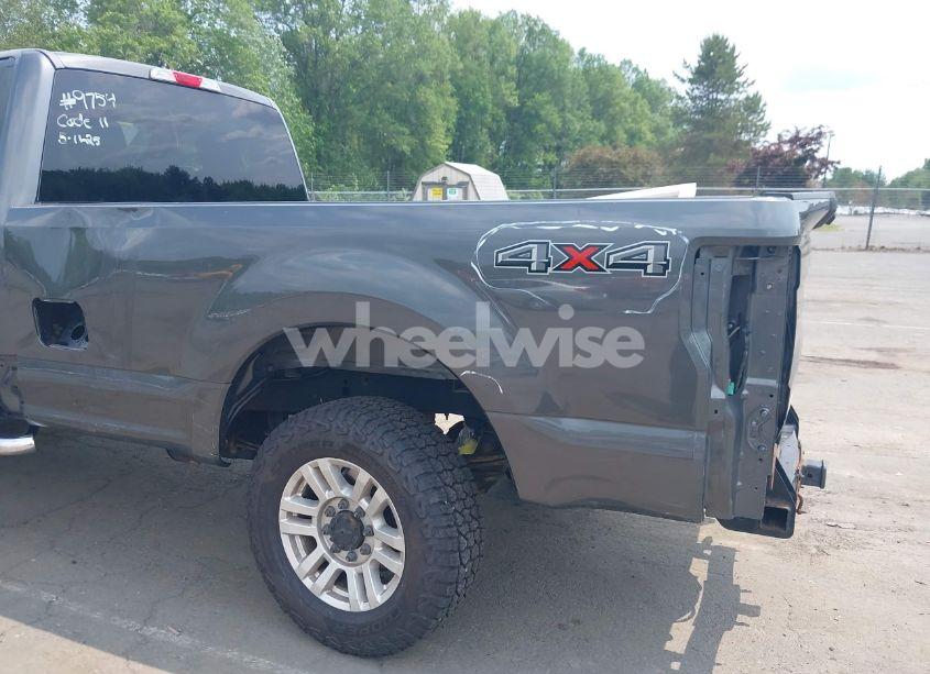 Photo 6 of 2017 Ford F-250 XLT (VIN 1FTBF2B64HEE40421)