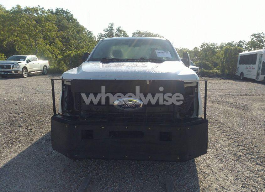 Photo 12 of 2017 Ford F-250 XL (VIN 1FTBF2BT9HEC33223)