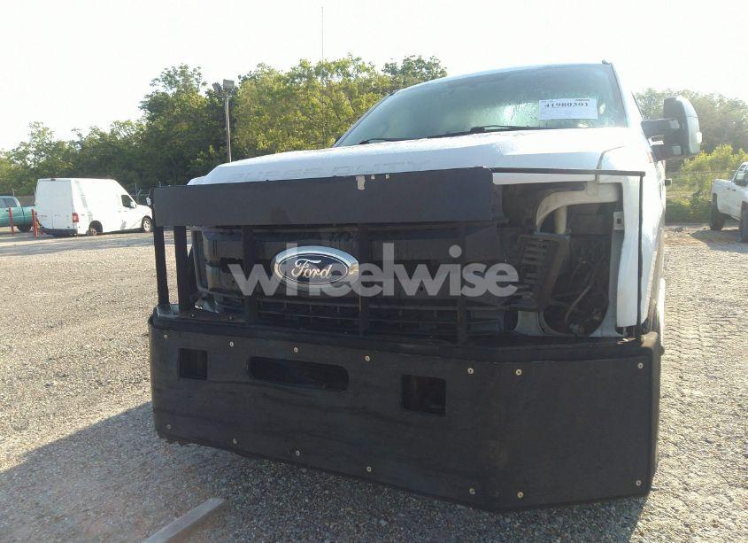 Photo 6 of 2017 Ford F-250 XL (VIN 1FTBF2BT9HEC33223)