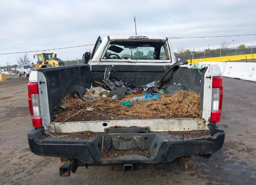 Photo 15 of 2019 Ford F-350 XL (VIN 1FTBF3A66KEE44355)