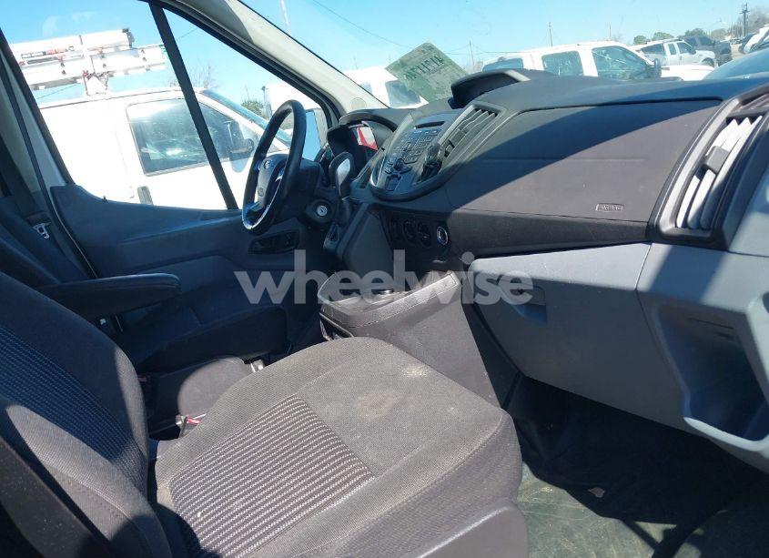 Photo 5 of 2019 Ford Transit-350 N/A (VIN 1FTBF4XG4KKB77790)