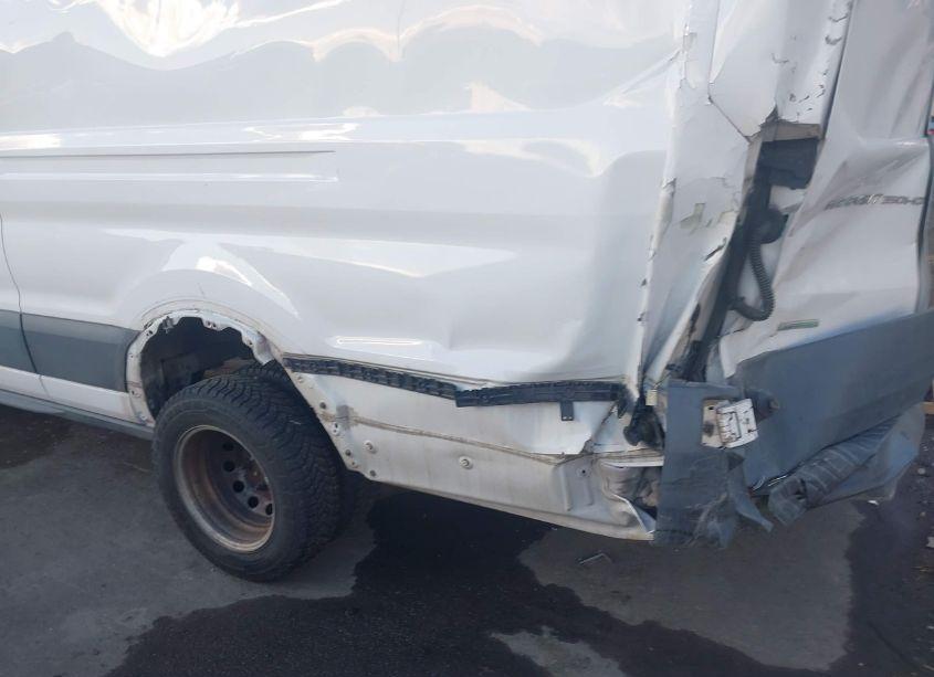 Photo 18 of 2017 Ford Transit-350 (VIN 1FTBF4XGXHKB53681)