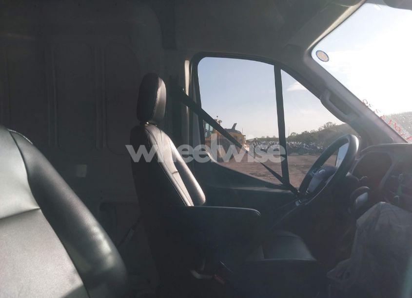 Photo 8 of 2021 Ford Transit-250 CARGO VAN (VIN 1FTBR1C82MKA60314)