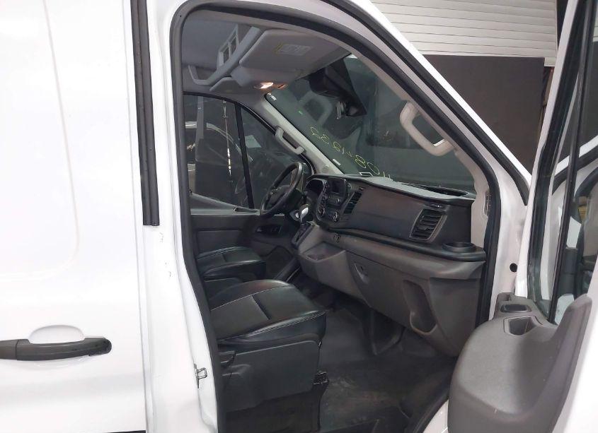 Photo 5 of 2020 Ford Transit-250 CARGO VAN (VIN 1FTBR1C83LKA41723)