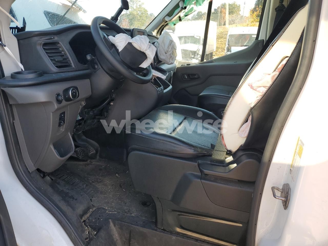 Photo 7 of 2025 FORD TRANSIT DELIVERY VAN (VIN 1FTBR1C85SKA50714)