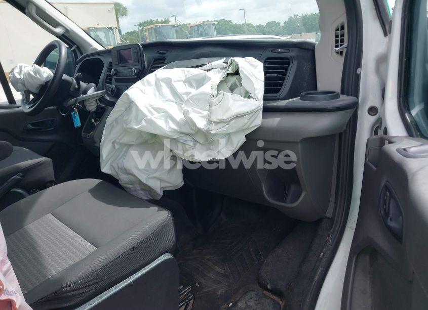 Photo 5 of 2020 Ford Transit-250 N/A (VIN 1FTBR1C86LKB40908)