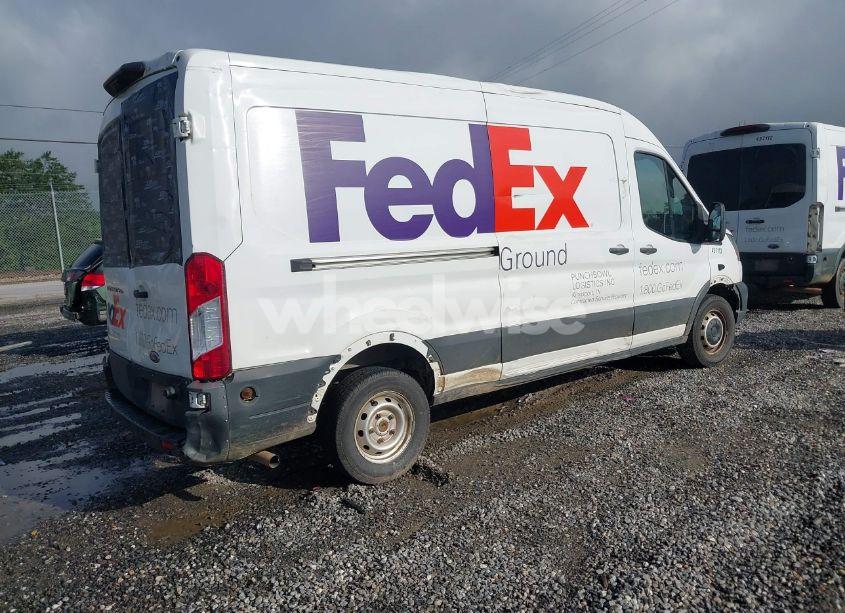 Photo 4 of 2020 Ford Transit-250 N/A (VIN 1FTBR1C87LKA51039)