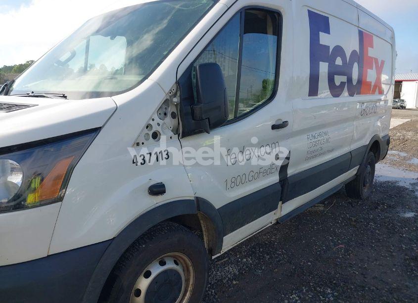 Photo 6 of 2020 Ford Transit-250 N/A (VIN 1FTBR1C87LKA51039)