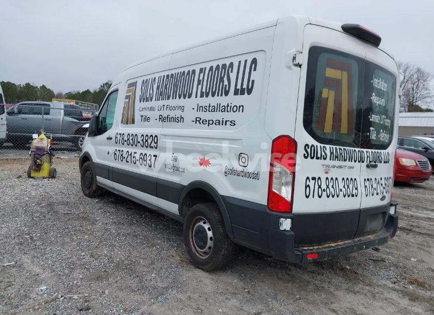 Photo 3 of 2021 Ford Transit-250 (VIN 1FTBR1C87MKA12520)