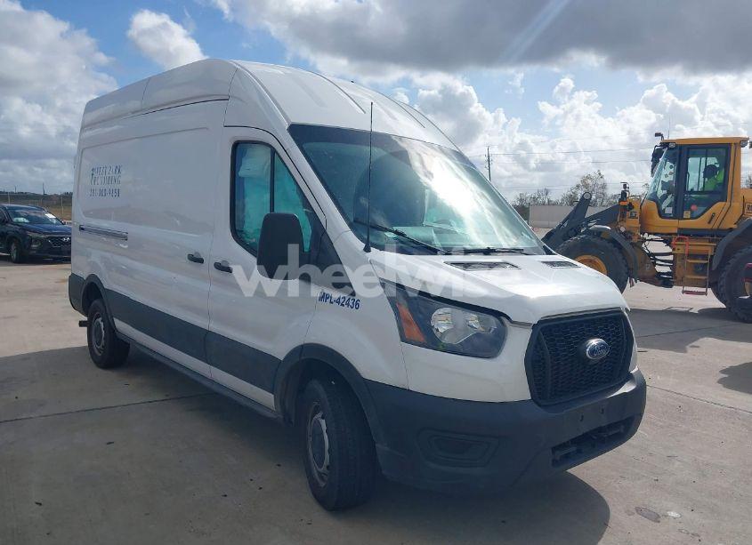 2022 Ford Transit-250 CARGO VAN (VIN 1FTBR1X82NKA82440) main photo