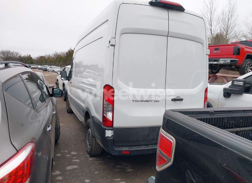 Photo 3 of 2022 Ford Transit-250 N/A (VIN 1FTBR1X84NKA82407)