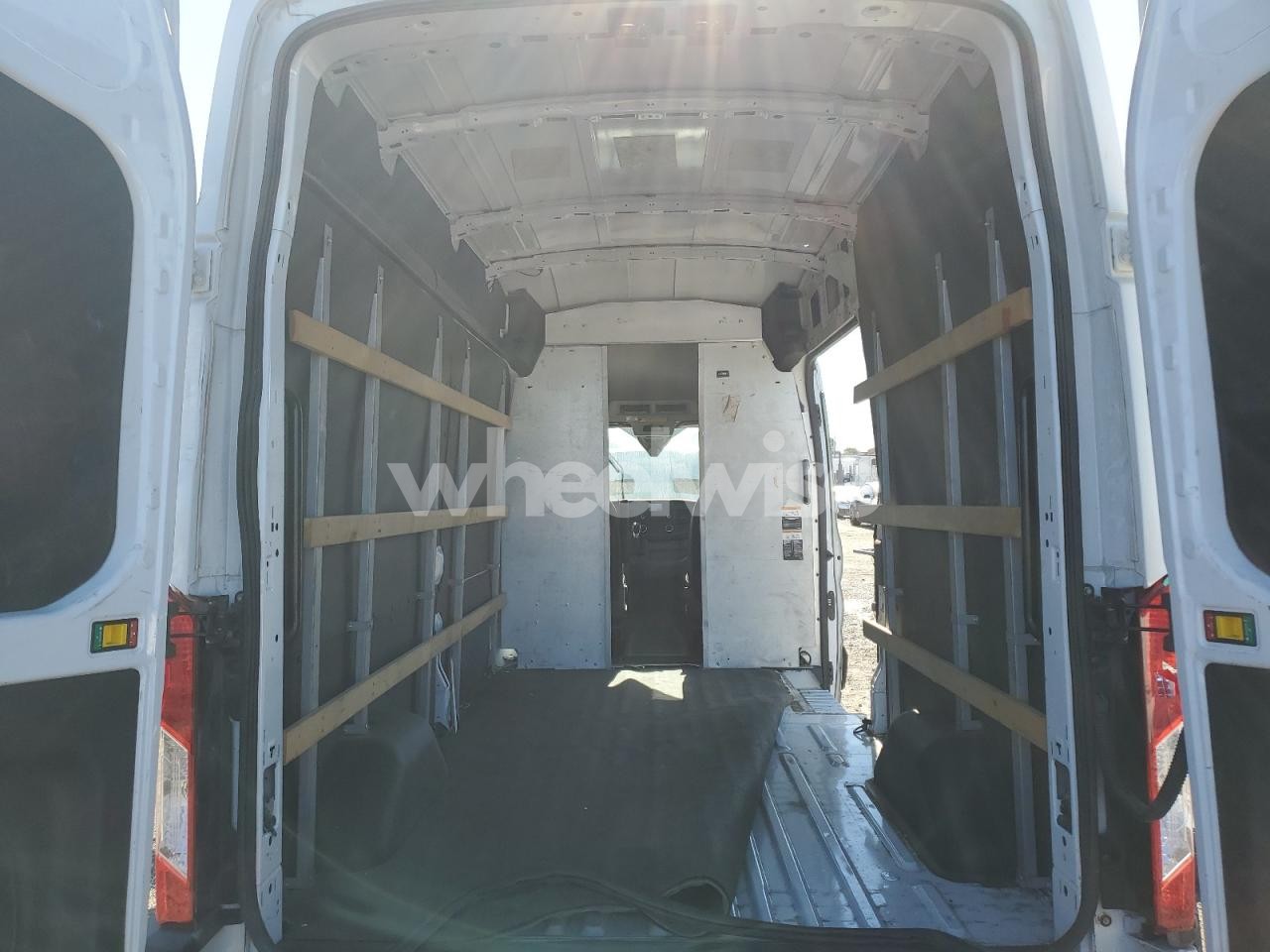Photo 10 of 2022 FORD TRANSIT DELIVERY VAN (VIN 1FTBR1X85NKA23284)