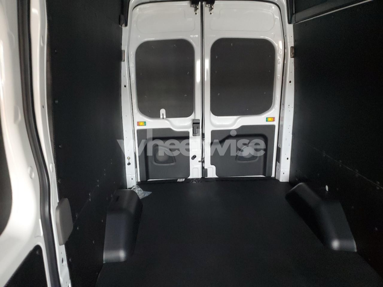 Photo 10 of 2025 FORD TRANSIT 250 DELIVERY VAN (VIN 1FTBR1X85SKA84937)