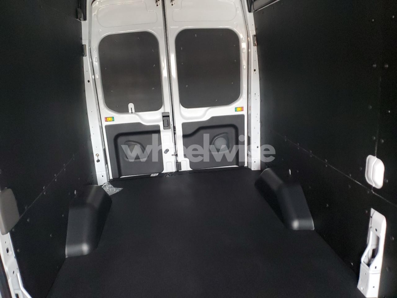 Photo 11 of 2025 FORD TRANSIT 250 DELIVERY VAN (VIN 1FTBR1X85SKA84937)