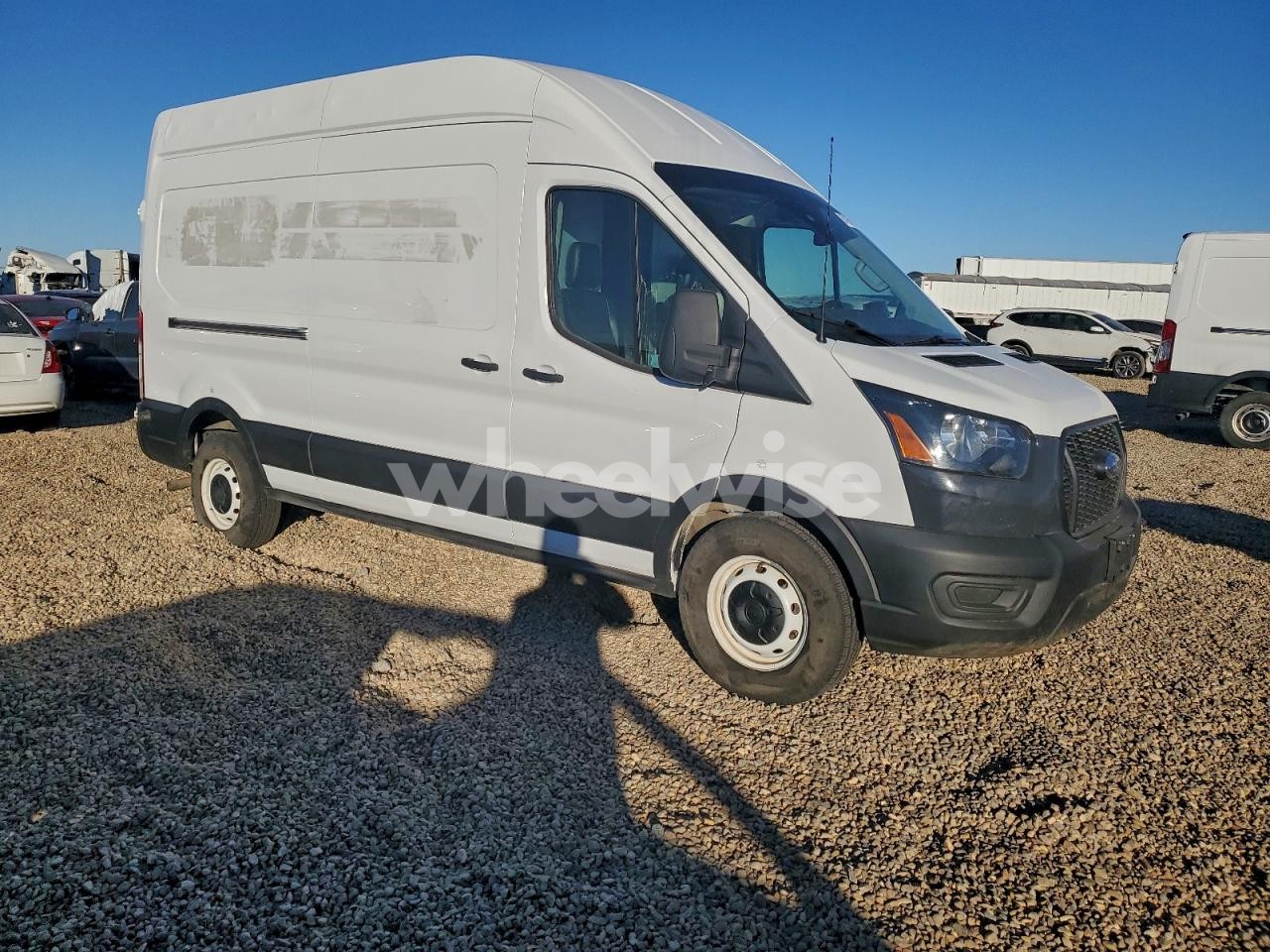 Photo 4 of 2022 FORD TRANSIT T-250 (VIN 1FTBR1X86NKA23536)