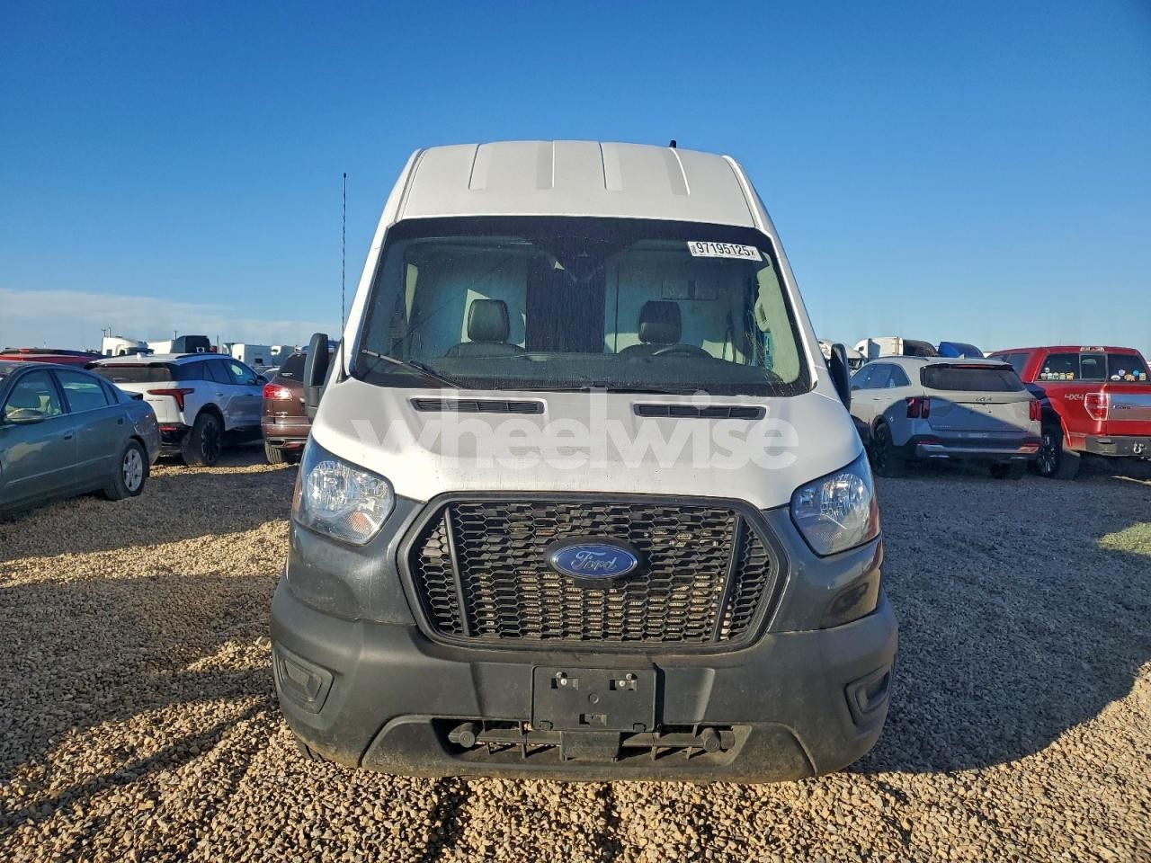 Photo 5 of 2022 FORD TRANSIT T-250 (VIN 1FTBR1X86NKA23536)