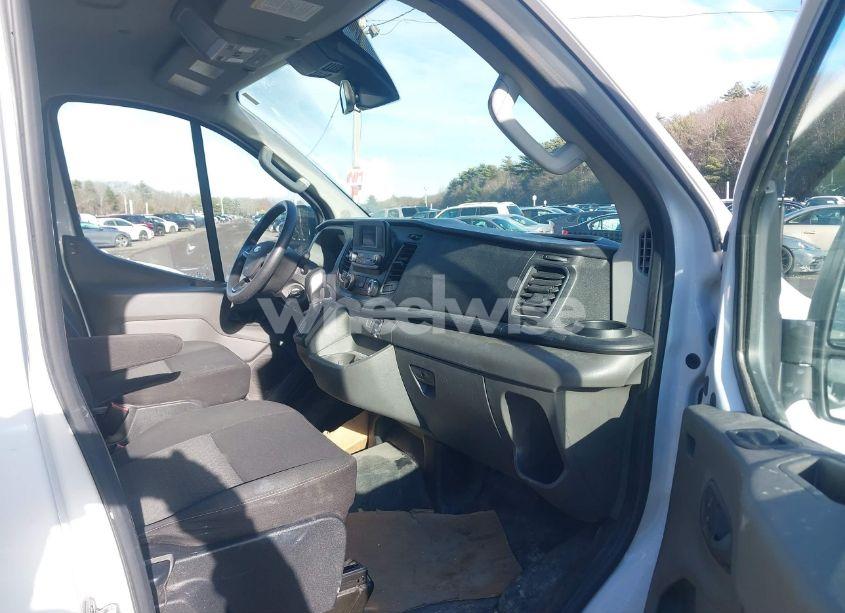 Photo 5 of 2021 Ford Transit-250 (VIN 1FTBR1Y80MKA77279)