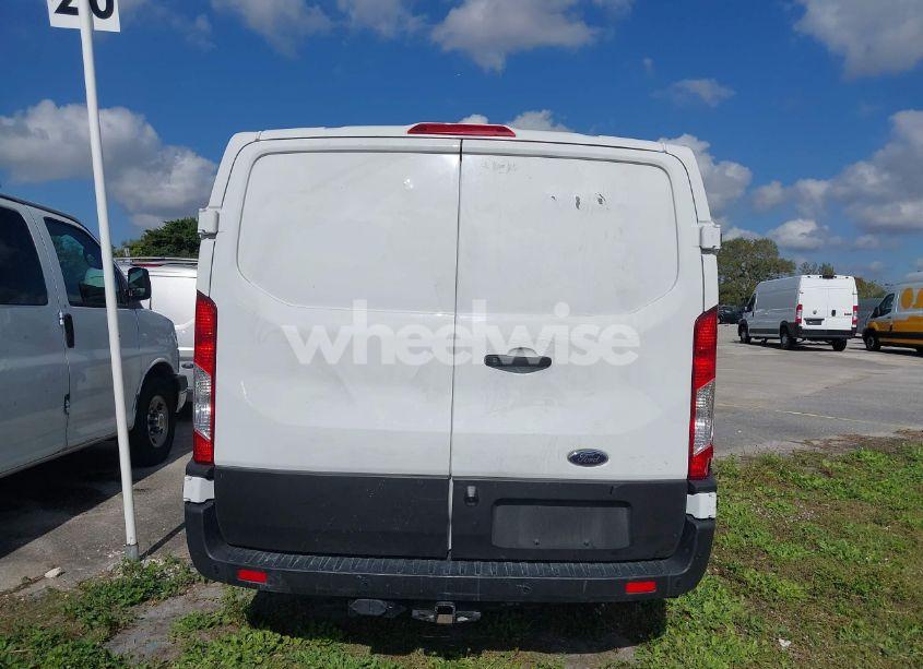 Photo 16 of 2022 Ford Transit-250 N/A (VIN 1FTBR1Y80NKA08397)