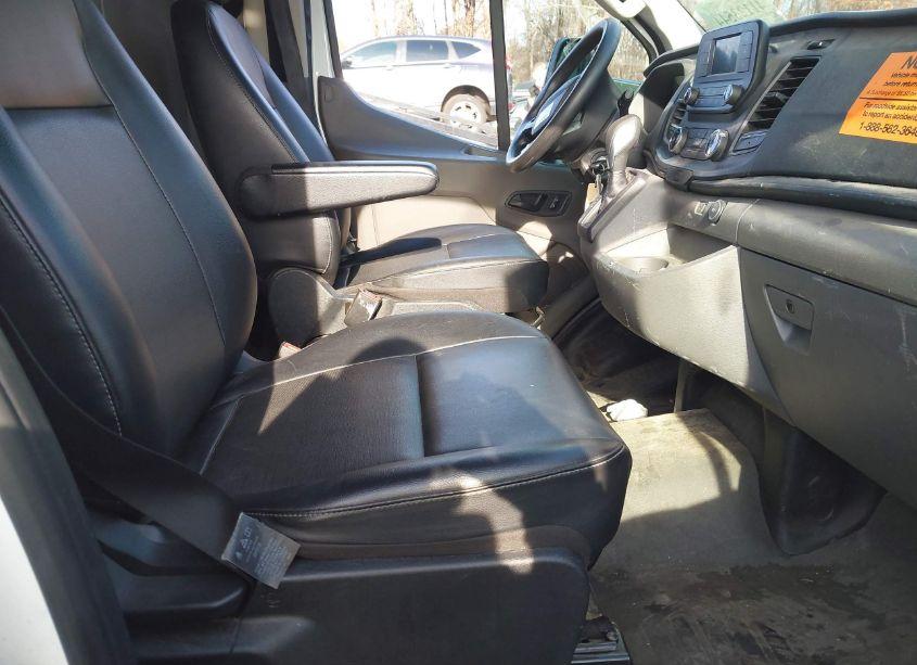 Photo 5 of 2021 Ford Transit-250 (VIN 1FTBR1Y82MKA76506)