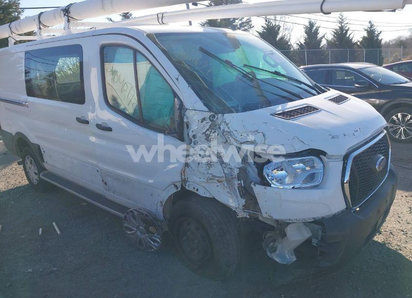 2022 Ford Transit-250 CARGO VAN (VIN 1FTBR1Y82NKA38923) main photo