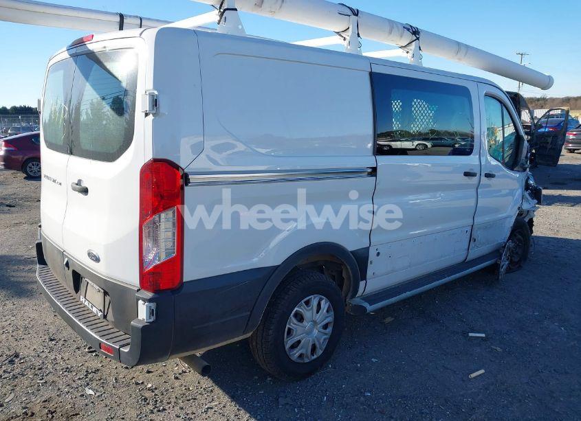 Photo 4 of 2022 Ford Transit-250 CARGO VAN (VIN 1FTBR1Y82NKA38923)