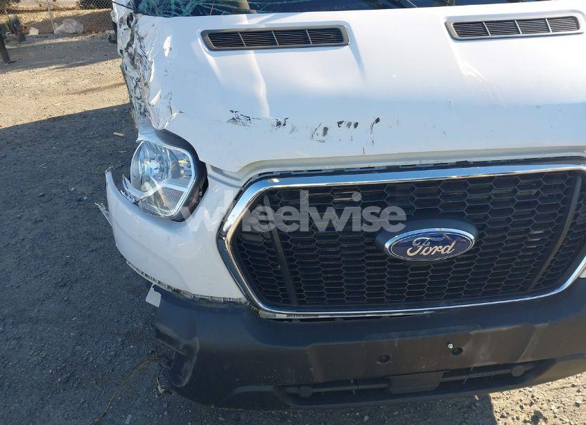 Photo 6 of 2022 Ford Transit-250 CARGO VAN (VIN 1FTBR1Y82NKA38923)