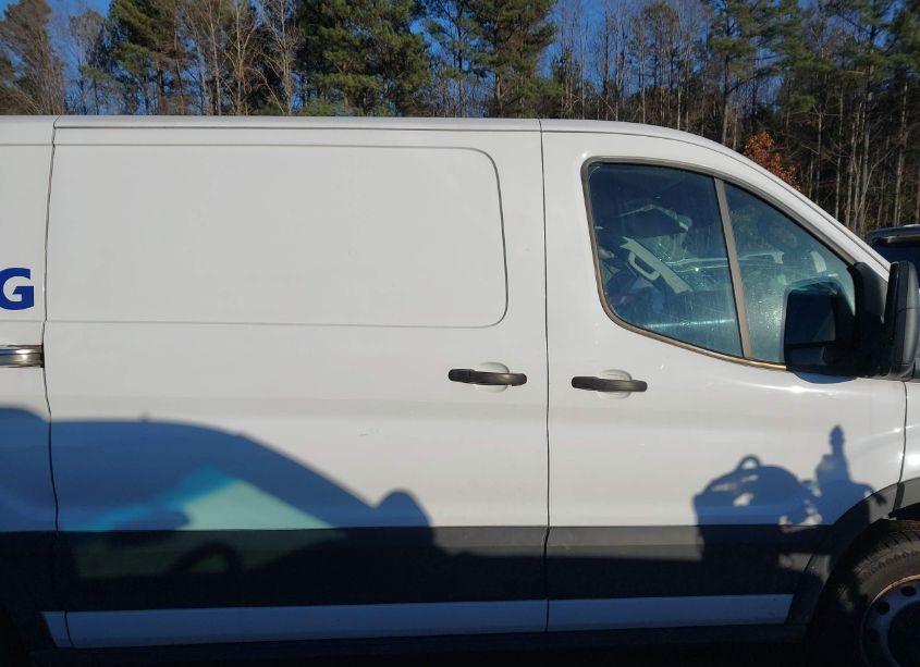 Photo 13 of 2020 Ford Transit-250 CARGO VAN (VIN 1FTBR1Y83LKB45251)