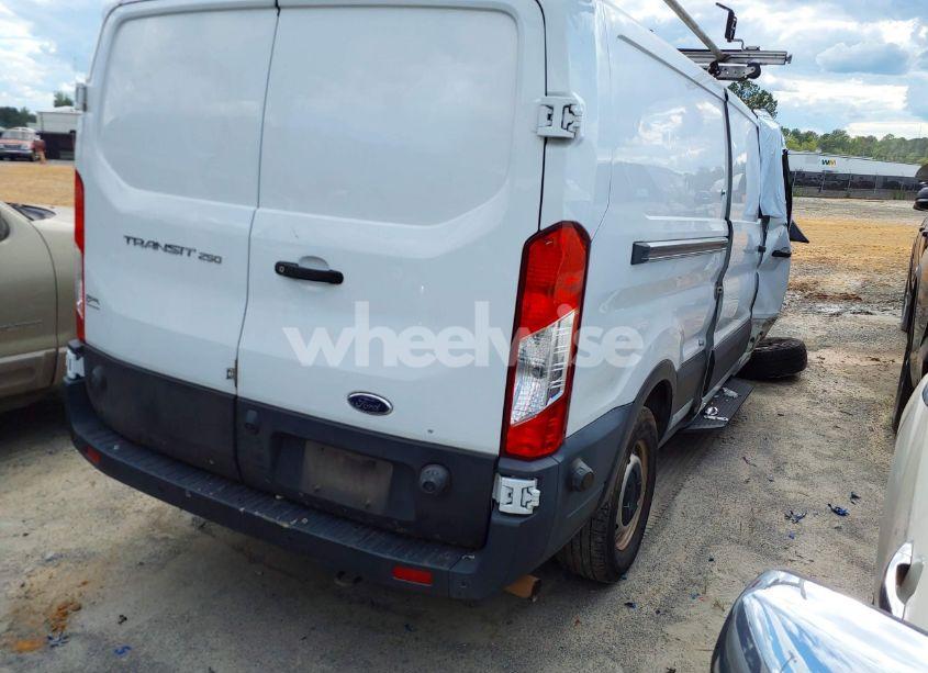 Photo 4 of 2020 Ford Transit-250 N/A (VIN 1FTBR1Y84LKA19500)