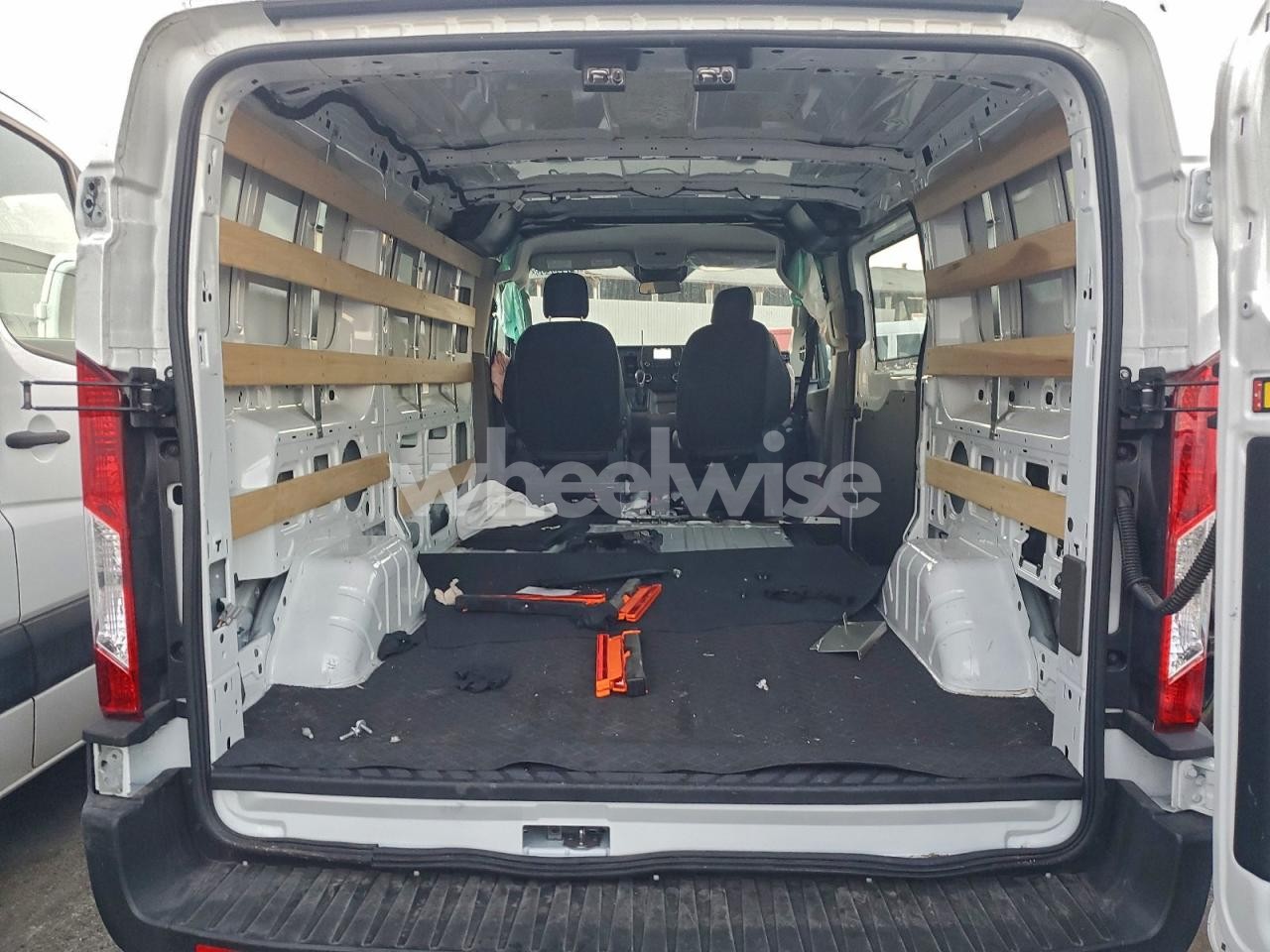 Photo 10 of 2025 FORD TRANSIT 250 DELIVERY VAN (VIN 1FTBR1Y84SKA49515)