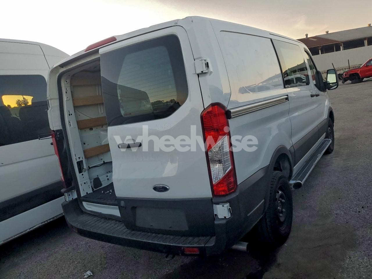 Photo 3 of 2025 FORD TRANSIT 250 DELIVERY VAN (VIN 1FTBR1Y84SKA49515)