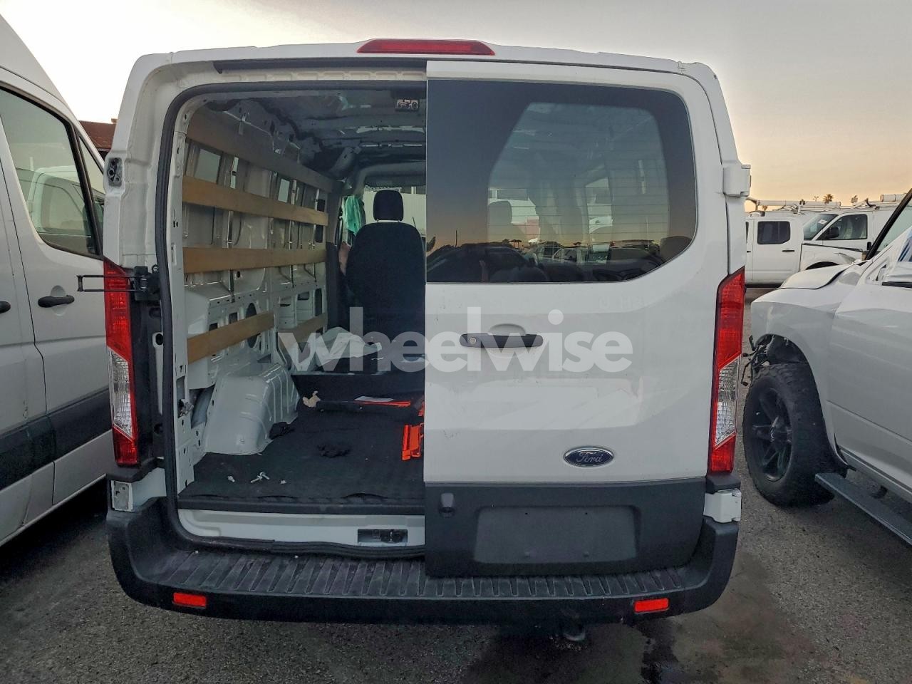 Photo 6 of 2025 FORD TRANSIT 250 DELIVERY VAN (VIN 1FTBR1Y84SKA49515)