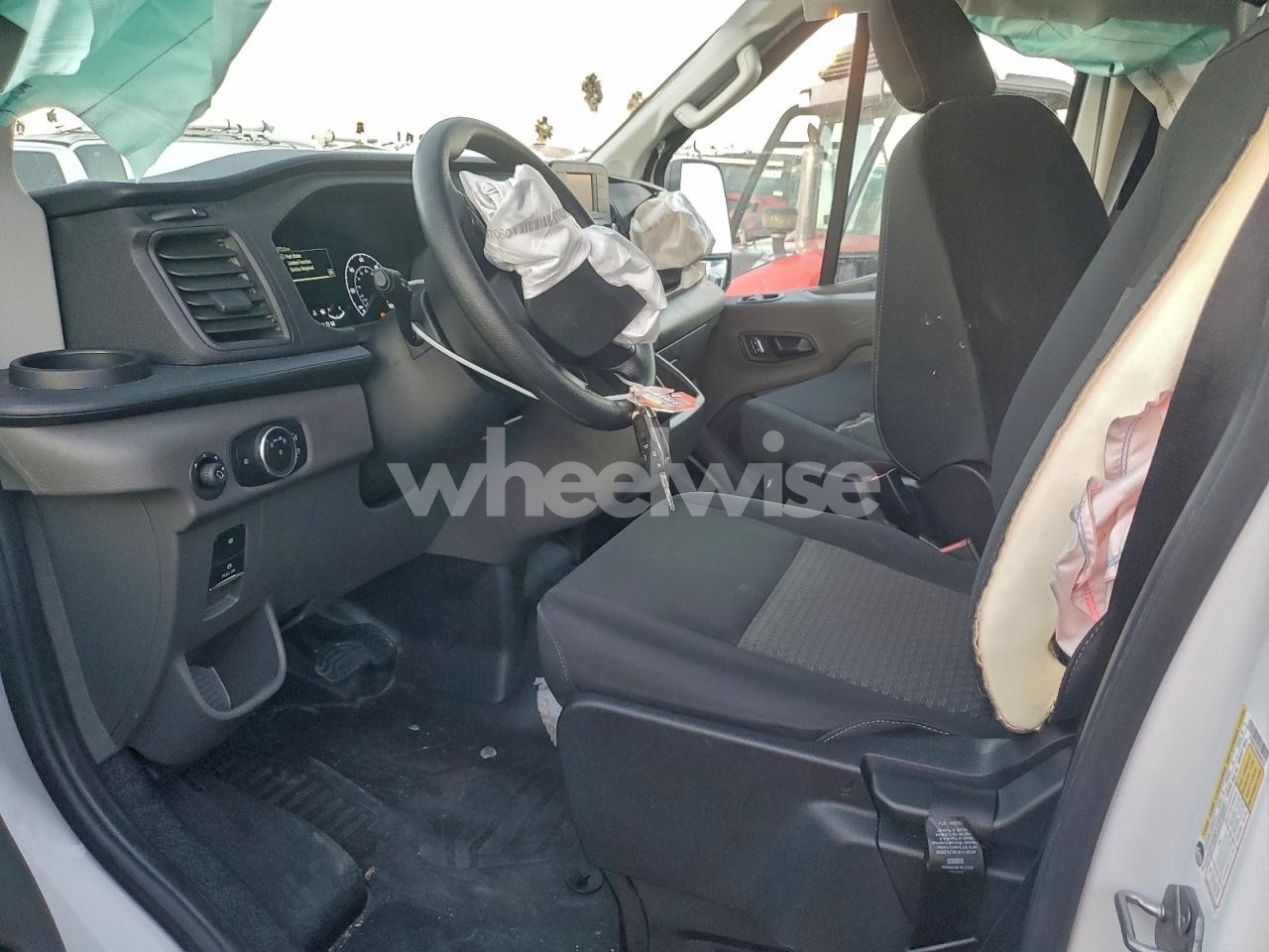 Photo 7 of 2025 FORD TRANSIT 250 DELIVERY VAN (VIN 1FTBR1Y84SKA49515)