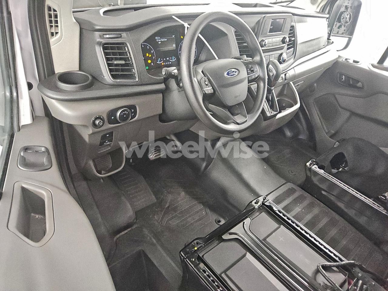 Photo 8 of 2025 FORD TRANSIT T-250 (VIN 1FTBR1Y84SKB04285)