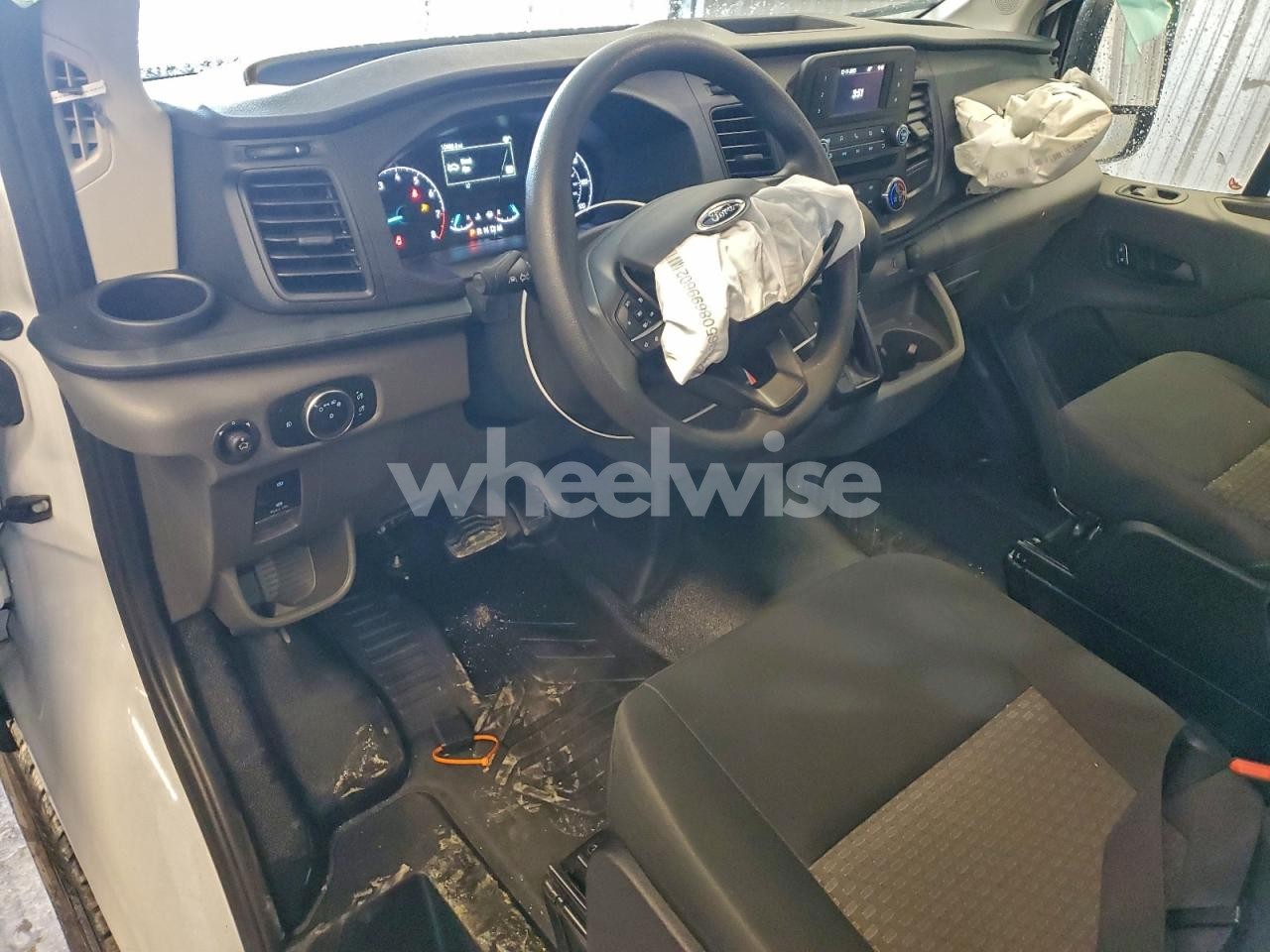 Photo 8 of 2025 FORD TRANSIT T-250 (VIN 1FTBR1Y85SKA46123)